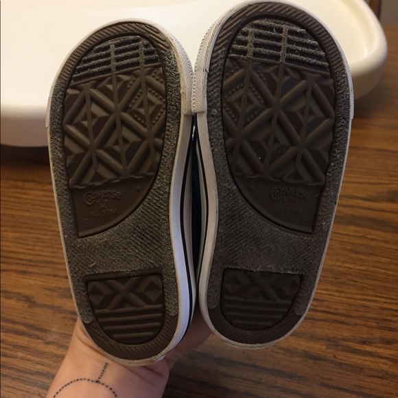 Toddler converse - Picture 5 of 6